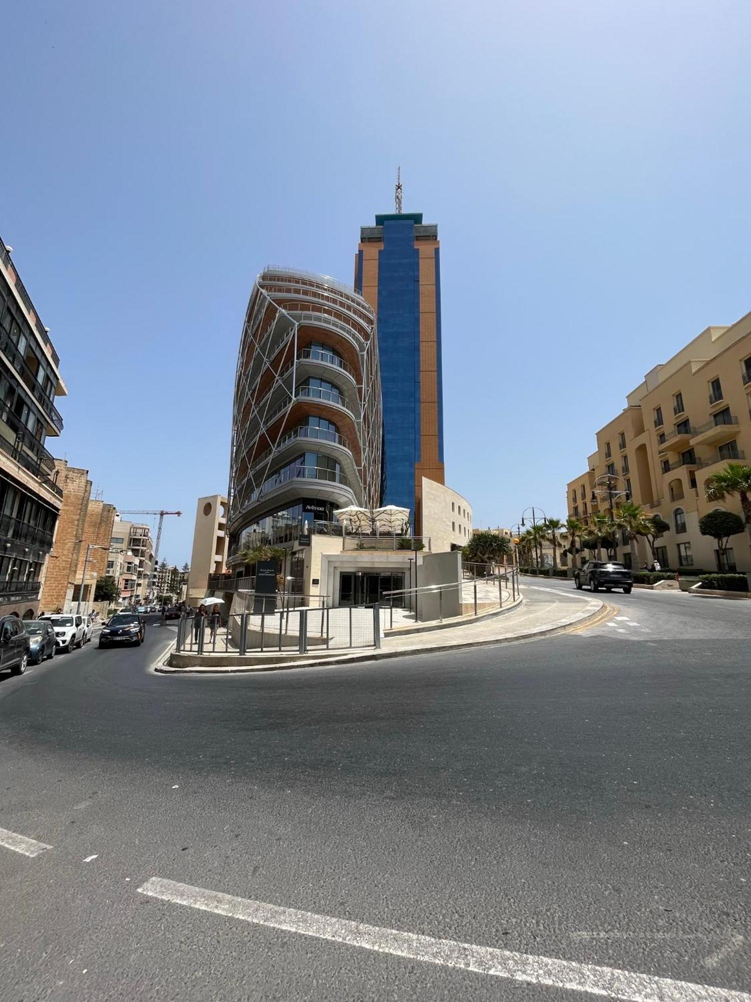 St Julians 1 * سانت جوليان